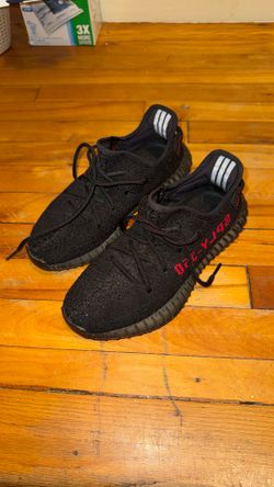 USED YEEZY 350 BRED SIZE 6.5