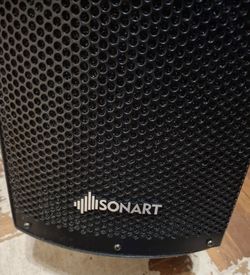 Blue tooth speakers