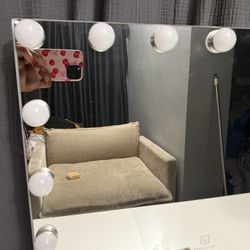 Vanity Desk And Mirror