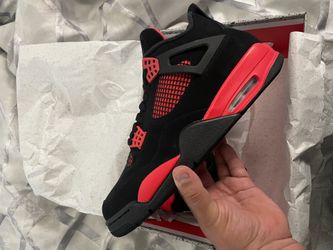 Jordan 4 Thunders
