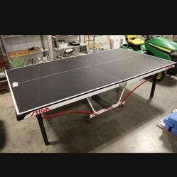 Stiga Ping Pong Table 