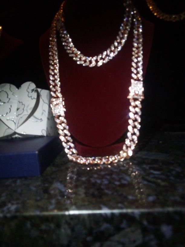 Rare Rose Gold lab diamond bright shining ice 26-in long & 16in: choker Cuban and