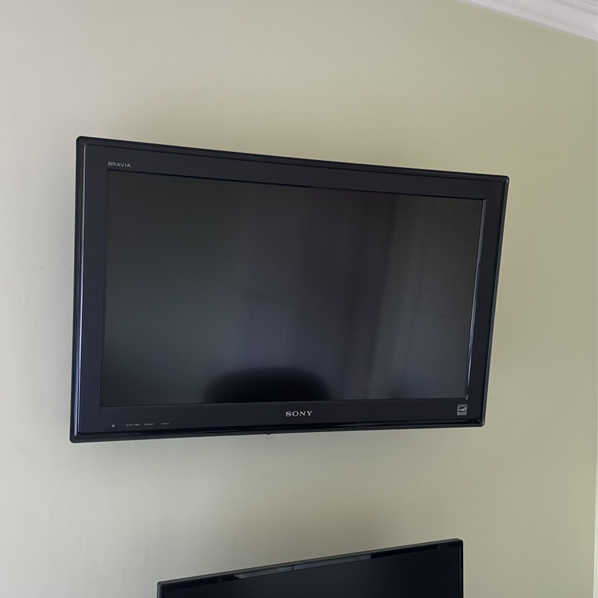Sony Bravia 32” Flat Screen Tv