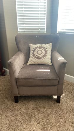 2 Matching chairs