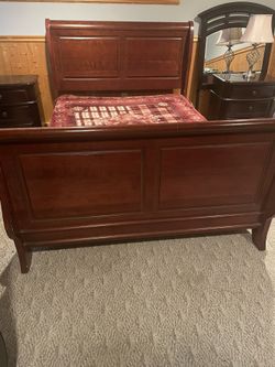 Solid Wood, Queen Size Cherry Color Solid wood, queen size 
