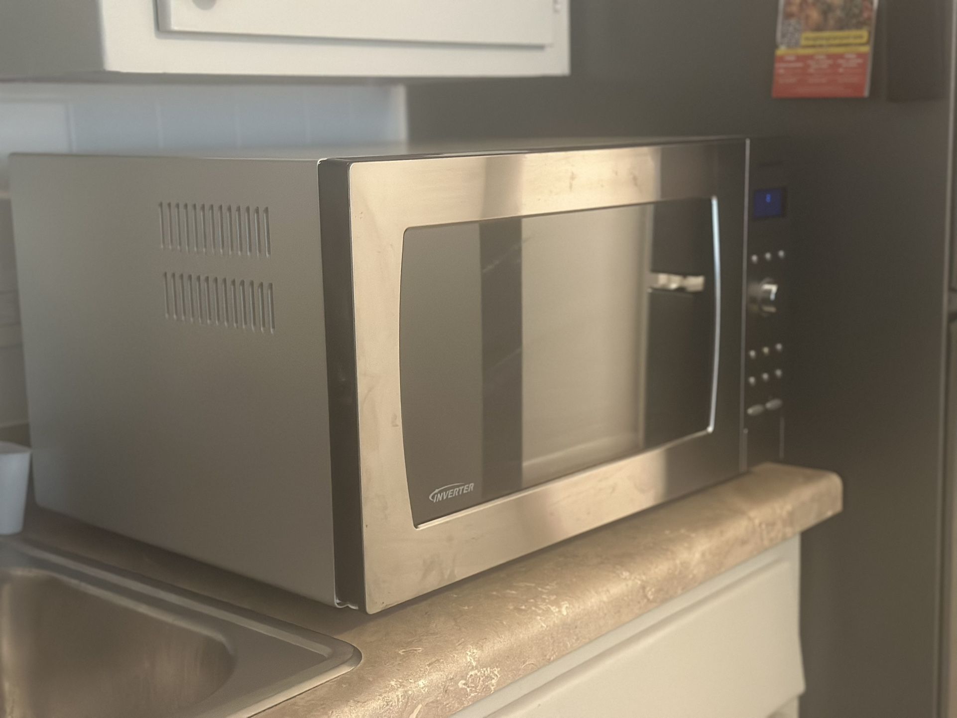 New Condition…Panasonic Inverter Microwave