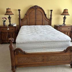 Tommy Bahama Style Bedroom Set Queen Size ( Deliver Available) 