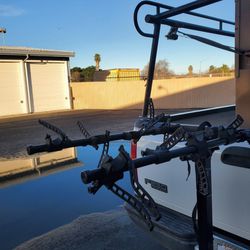 Hollywood 4 Bike Rack 2" Hitch Originally $360 With Tax Barely Used 