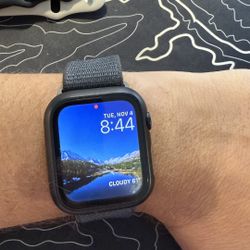 Apple Watch SE 44mm