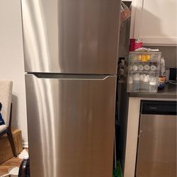 Insignia Stainless Steel, 18 Cu. Ft.