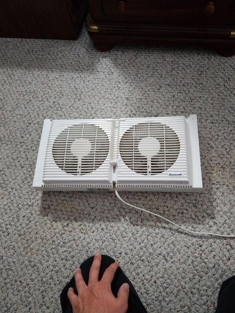 Duracraft Window Fan