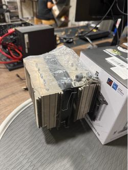 Noctura air cooler with both oem fans and arctic fans