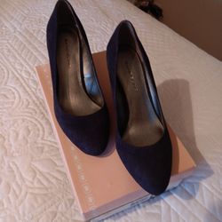 Bandolino Suede Wedges