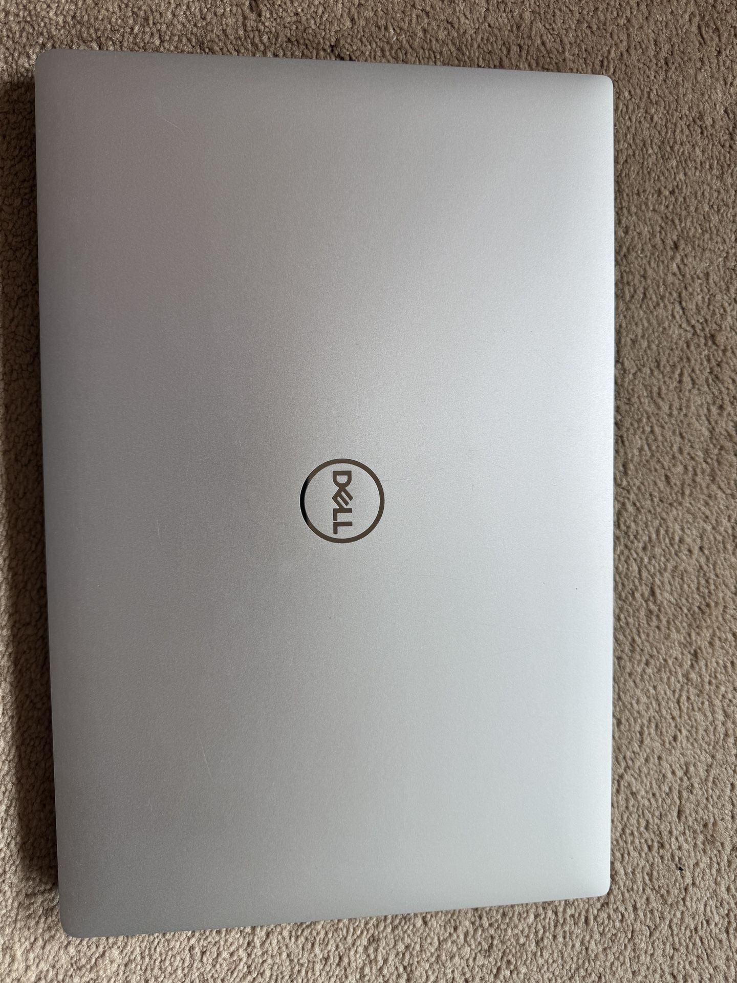 Dell XPS 7590  i7  Ram 16gb  SSD256gb