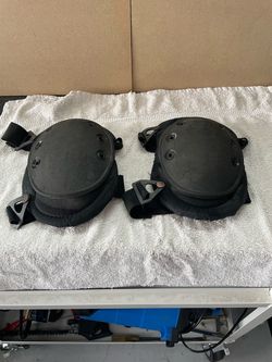 Black Hard Shell Knee Pads with Straps