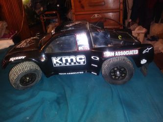 rc10t associated w/ castle mtr n esc