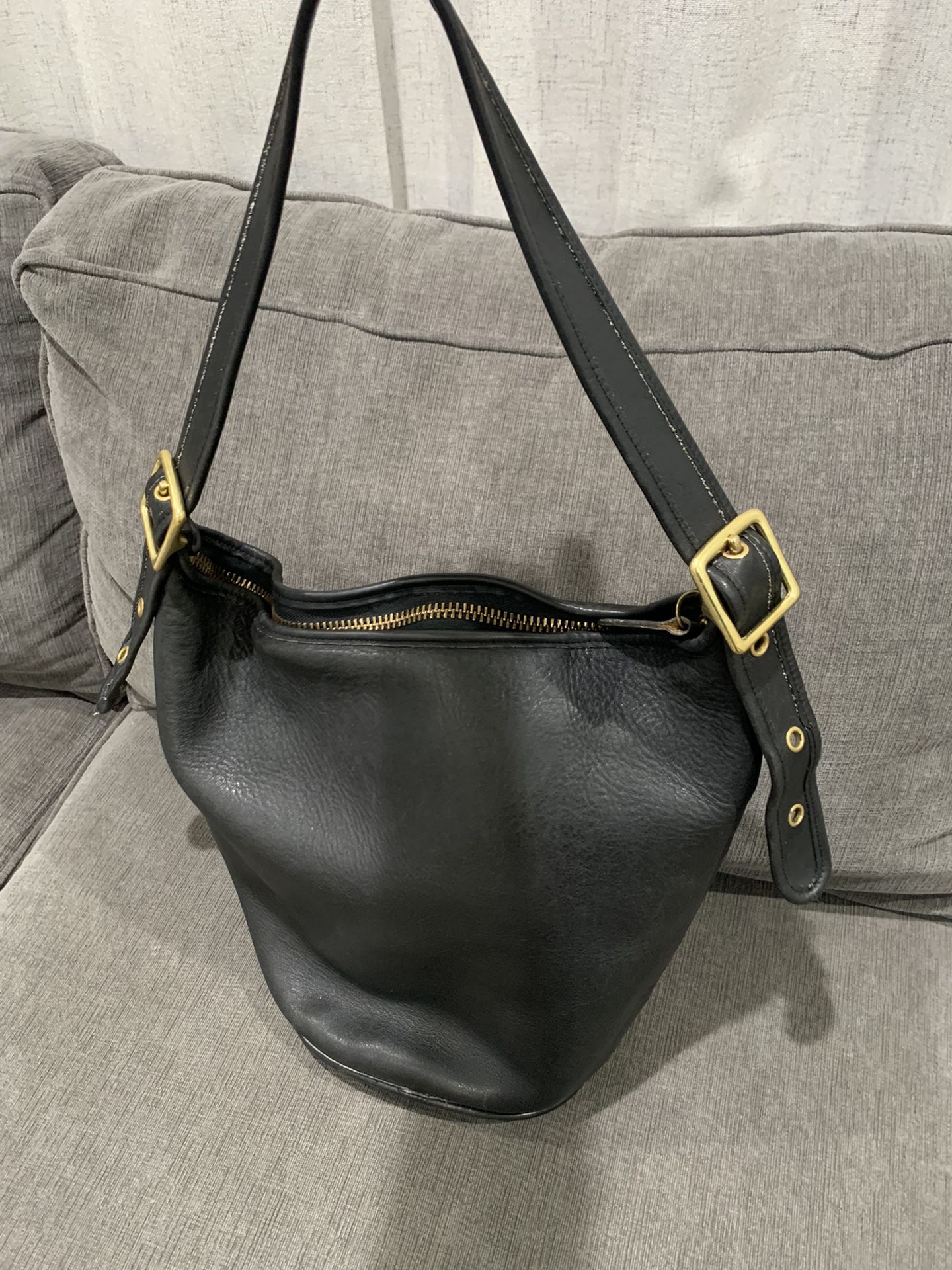 1980s Coach Black Leather Bucket Bag – Blossom Vintage