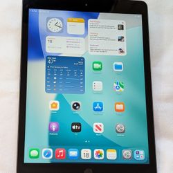VERY Nice APPLE iPad 8 10.2 inch 32GB WIFI PLUS 4G CELLULAR UNLOCKED iOS26 