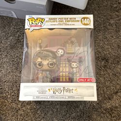 Harry Potter With Emporium Funko Pop 