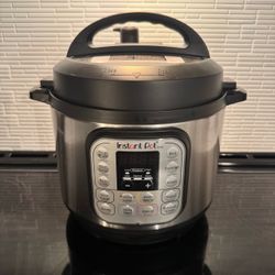 Instant Pot Duo Electric Pressure Cooker