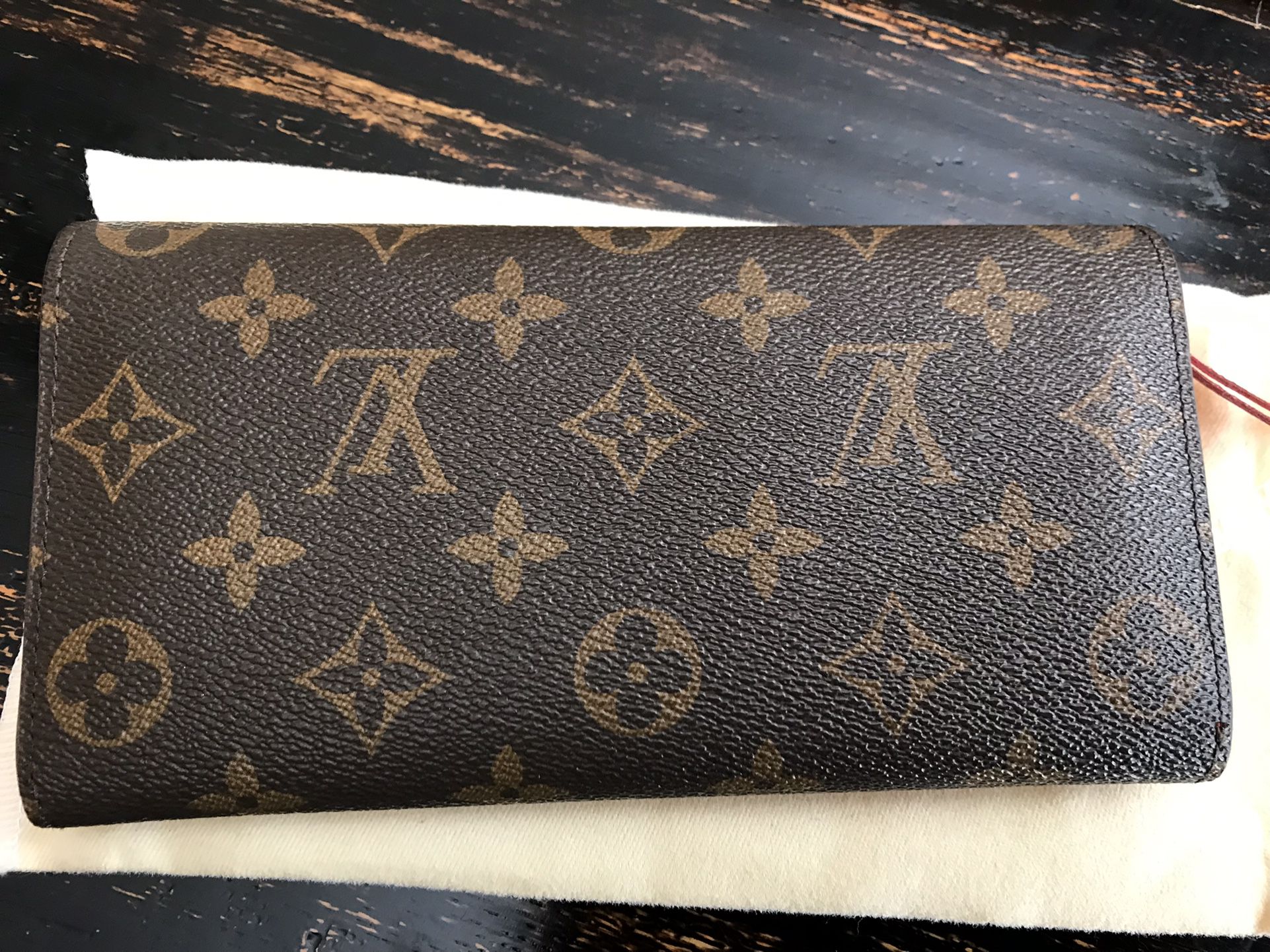 Louis Vuitton Emilie Wallet Monogram Red – Coco Approved Studio
