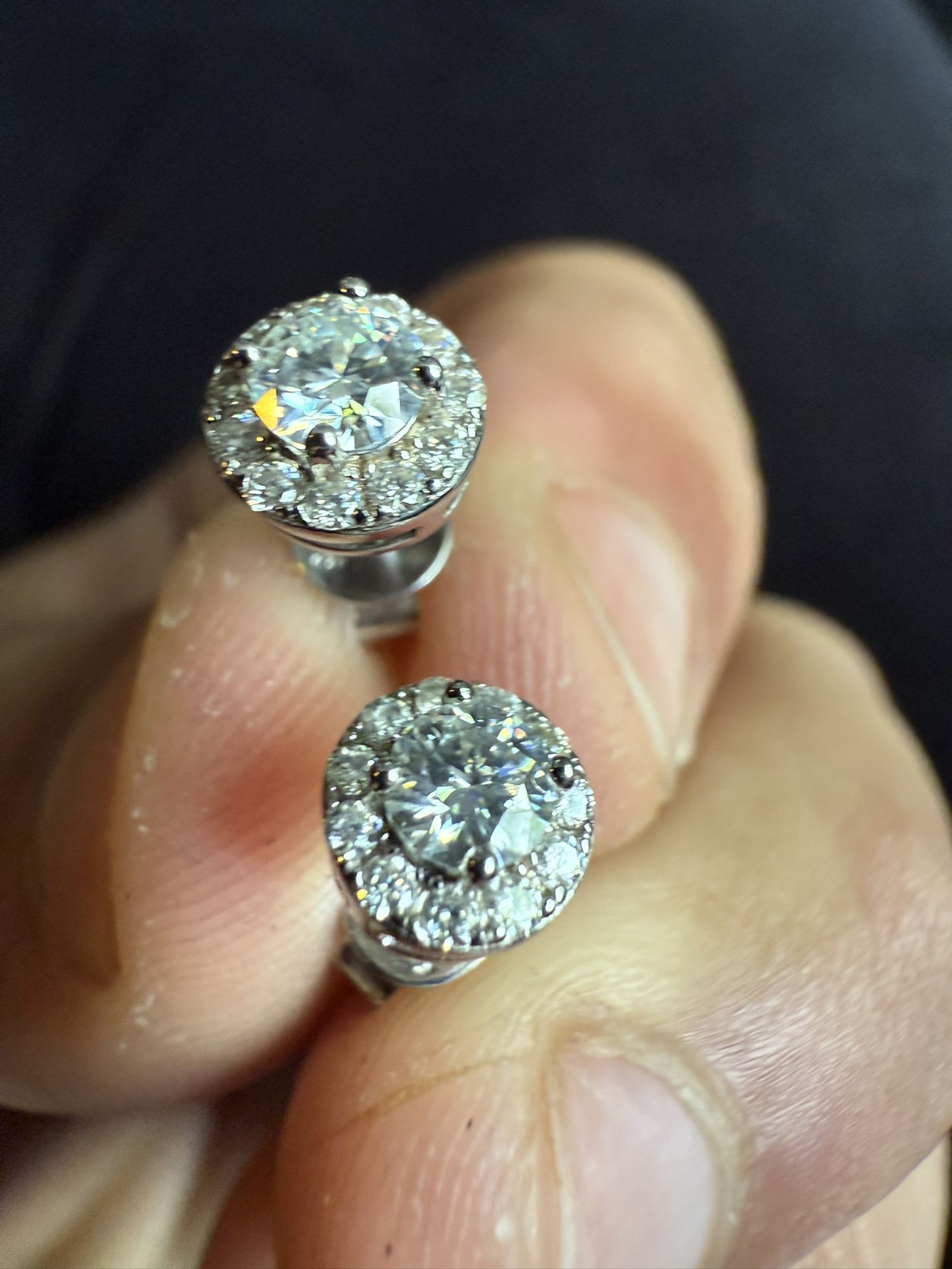 .8ct D