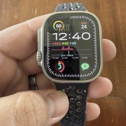 Apple Watch Ultra 2 49MM Titanium Cellular + GPS 