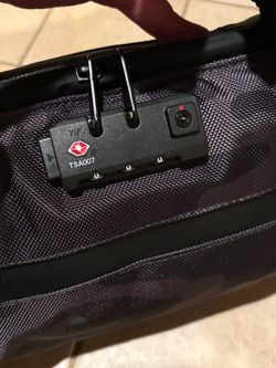 DIME (MERTA) Smell proof duffel bag with Lock