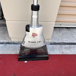 Dirt Devil Broom Vac