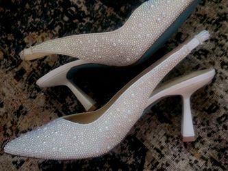 BETSEY JOHNSON SIZE 7 SLINGBACK HEELS