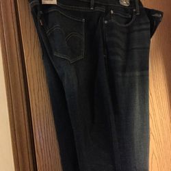Ladies size 16M 515 Levi's