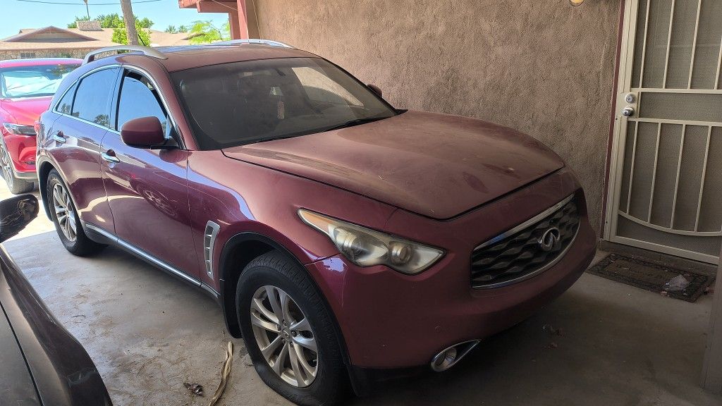 Infiniti FX 35 