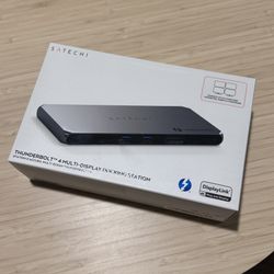 Satechi Thunderbolt 4 Dock 100W Displays and Charges Up to 4 Monitors