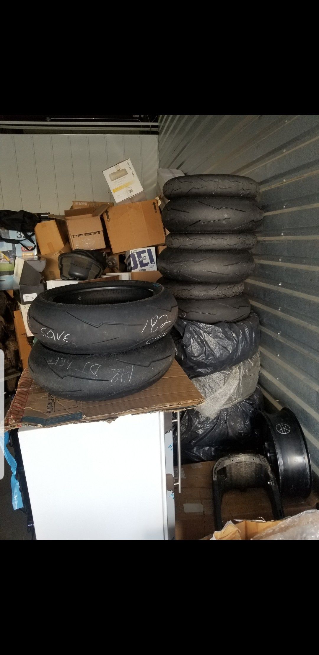 Pirelli race take offs