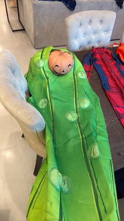 Halloween costumes ( youth)