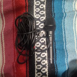 Lg  microphone