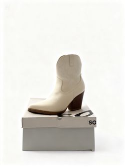 Size 8.5 M Women SO Western Boots