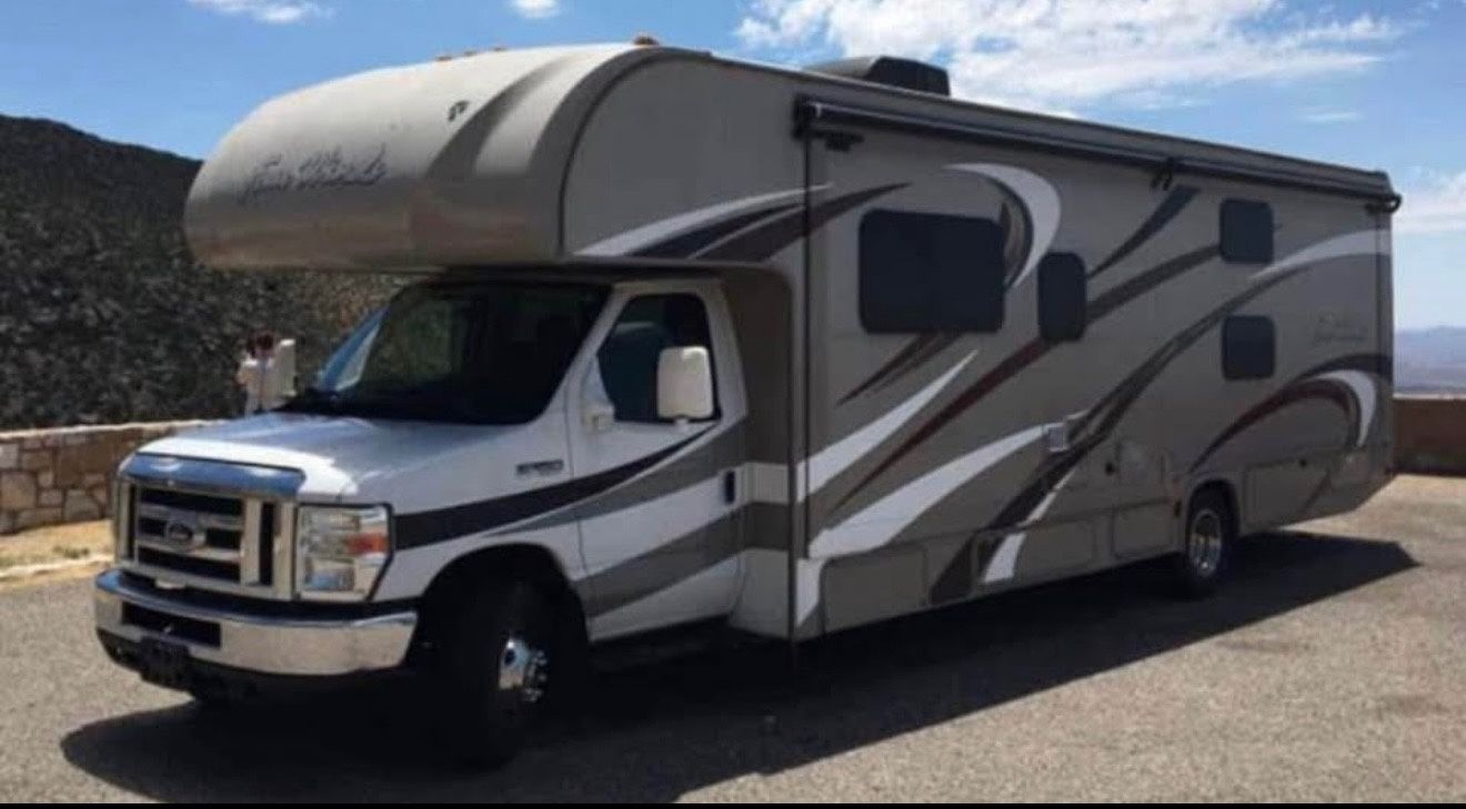 2016 Ford 2016 Thor Winds 31E