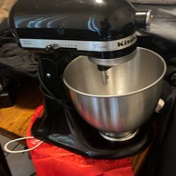 Kitchen Aid Classic 5qt. 10 -speed