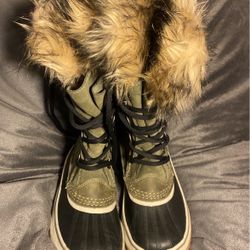 Joan Of Arctic Women’s Sorel Waterproof Winter Boots 