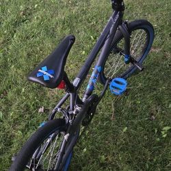 Mongoose Bike Size 20