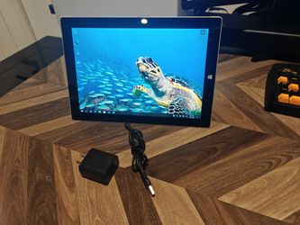 Microsoft Surface 3 – 10.8" Full HD, 4GB/64GB, Windows 10 – Great for Media & Web