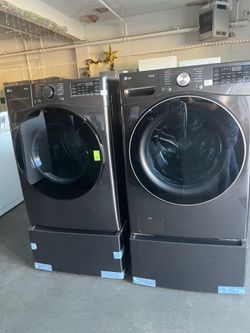 LG washer and gas dryer