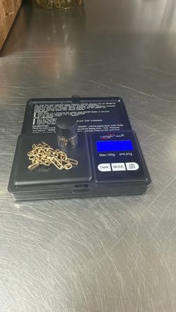 14k gold 8.3grams for sale $600