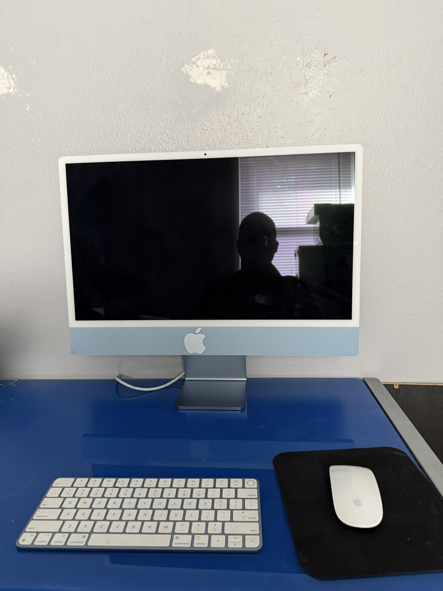 Apple 2023 iMac All-in-One Desktop Computer with M3 chip: 8-core CPU, 10-core GPU, 24-inch Retina Di