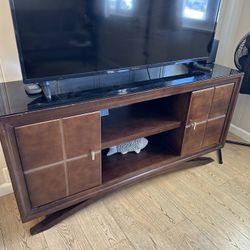 Free tv Stand 