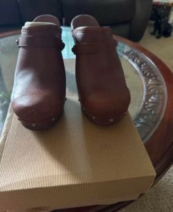 UGG Brown Leather Wedge Clogs – Women’s Size 10