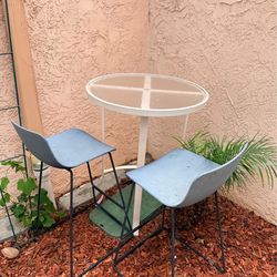 Outdoor Tall Table and 2 Chairs