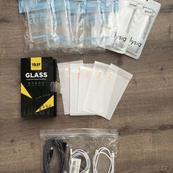 iPhone 12 Clear Phonecase & Lightning Charging Cable & Screen Protector