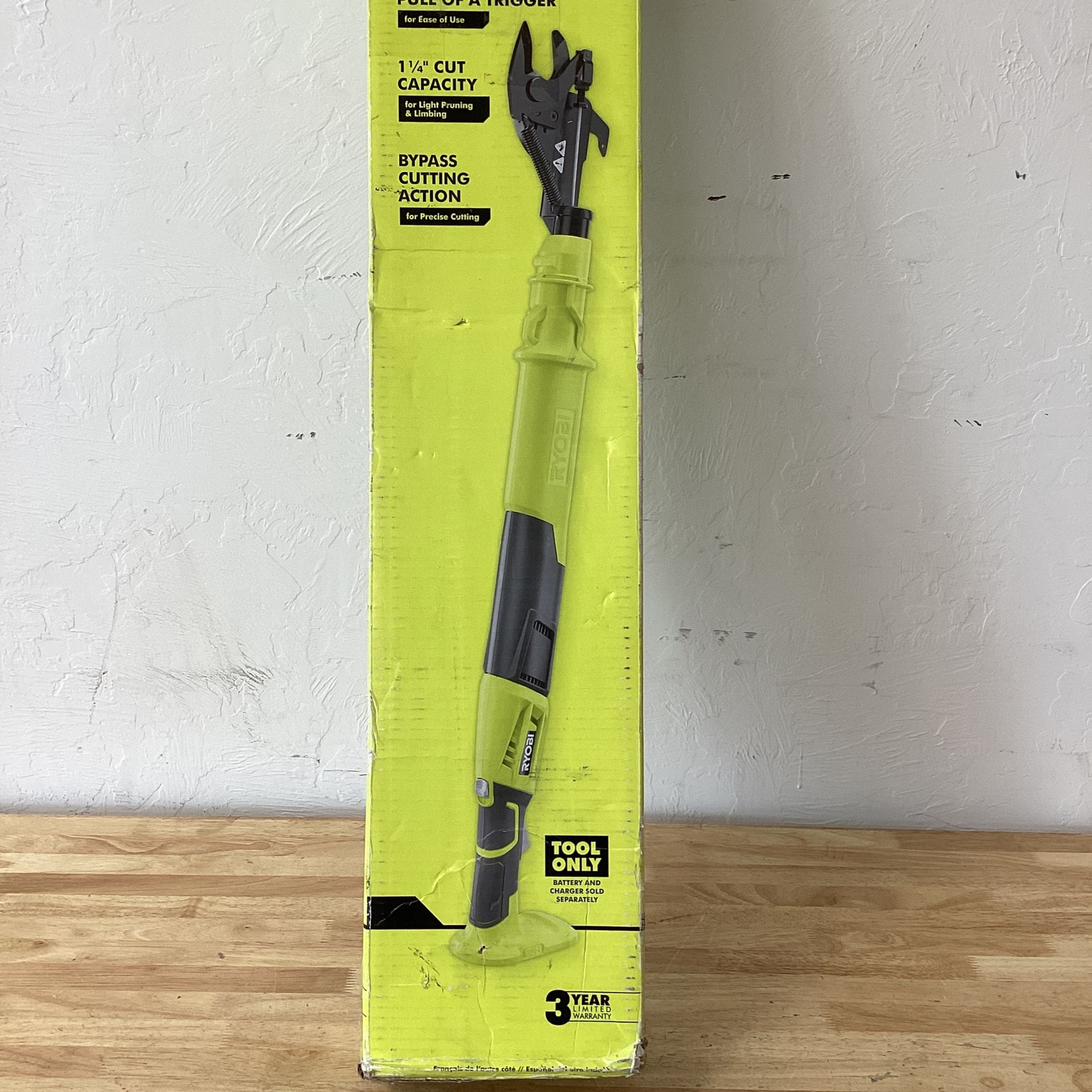 Ryobi ONE+ 18V Cordless Battery Lopper (Tool Only)